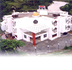 hotels in rishikesh,hotels resorts in uttaranchal himalayas,uttaranchal hotels and resorts,uttaranchal himalaya hotel booking,uttaranchal resort booking,hotel in himalayas,resorts in the garhwal himalayas