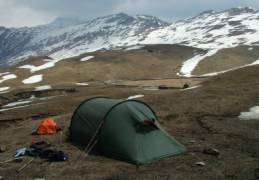 camp while on roopkund trekking,roopkund trek,trekking tour homkund